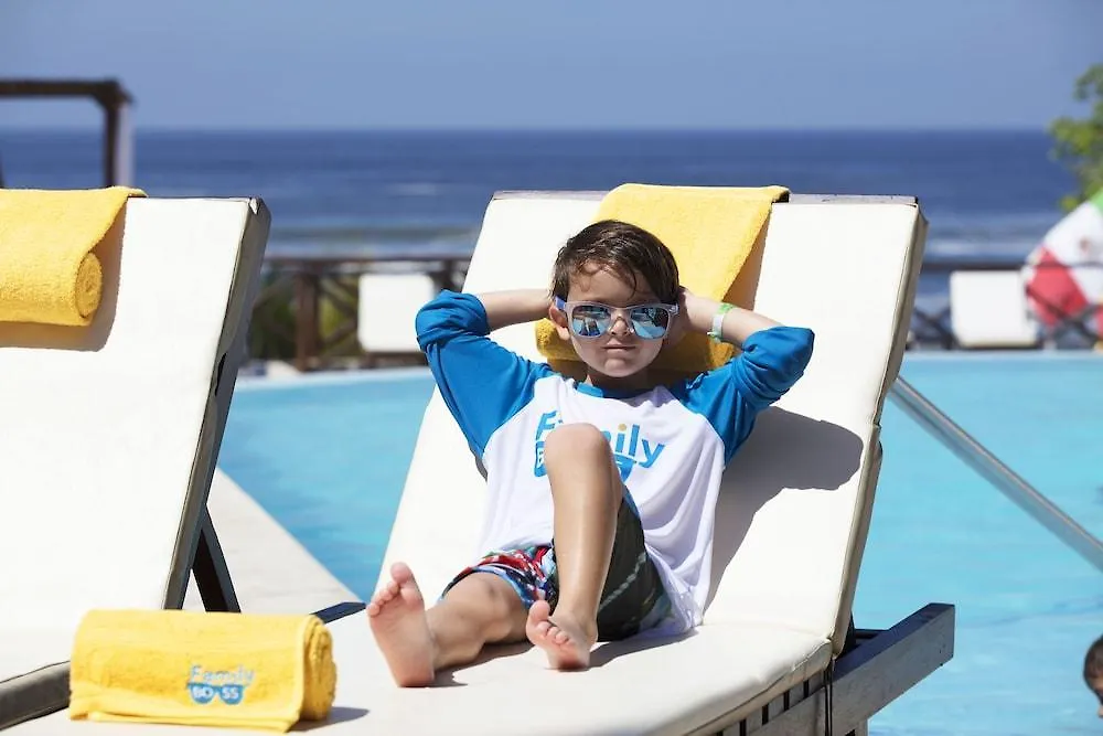 Family Selection At Grand Palladium Select Costa Mujeres Cancún Hotel